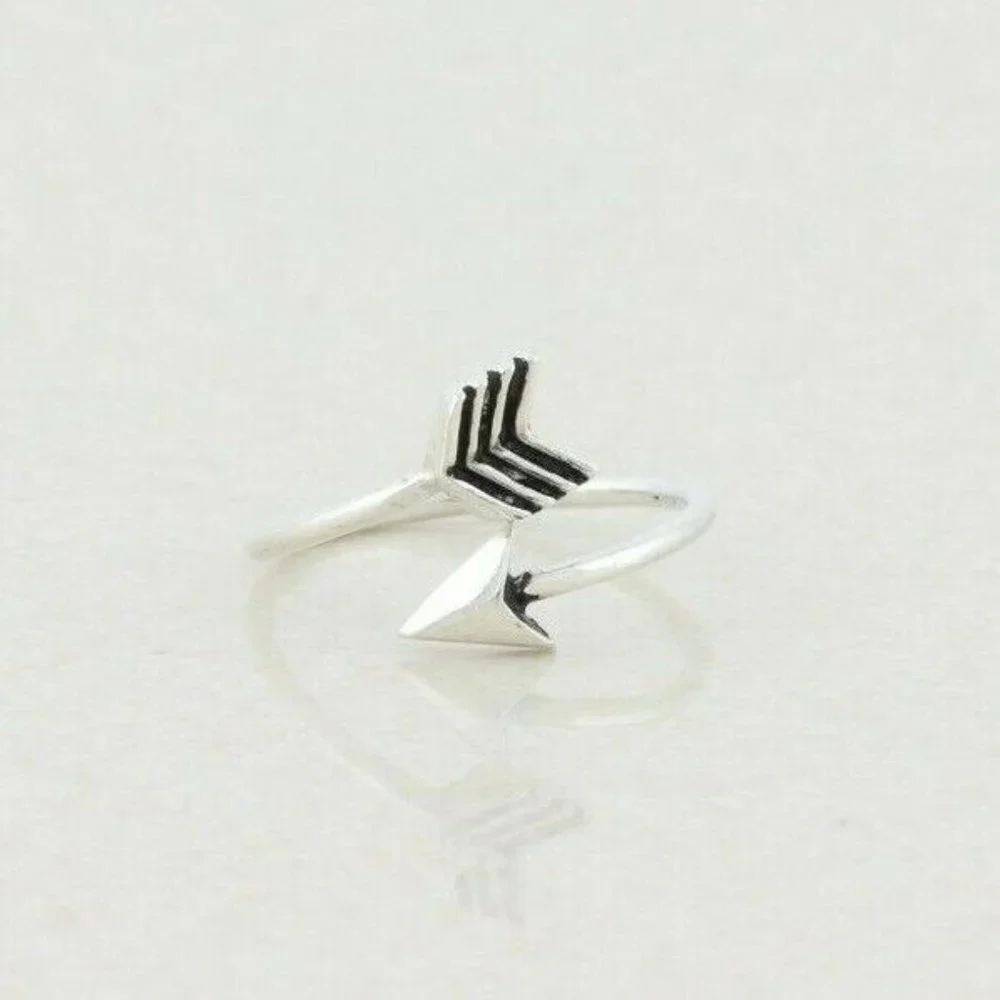 Sterling Silver Arrow Toe Midi Ring Size 2 1/2 Adjustable - Picture 1 of 7